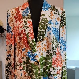 Beautiful floral Escada blazer 🥰